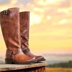 Very Volatile Tall Meridee Boots in Caramel Brown Size 8